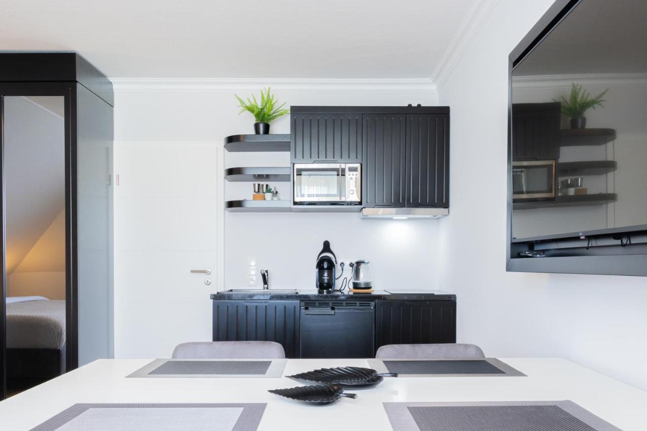 Strandnahe Ferienwohnung - Sehr Modern Und Hochwertig Eingerichtet, Inklusive Parkplatz, Gartenzugang Und Fahrradunterstellmoeglichkeit Шарбойц Екстер'єр фото